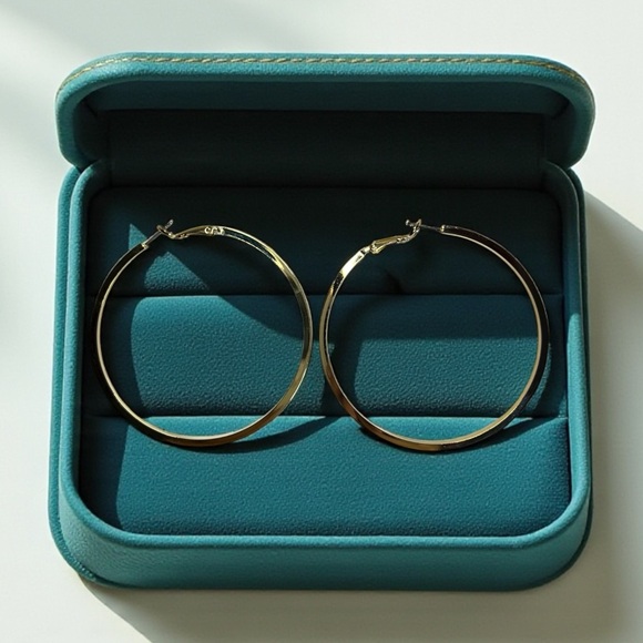 Elegant Big & Thick Gold Hoop Earrings - Picture 2 of 10